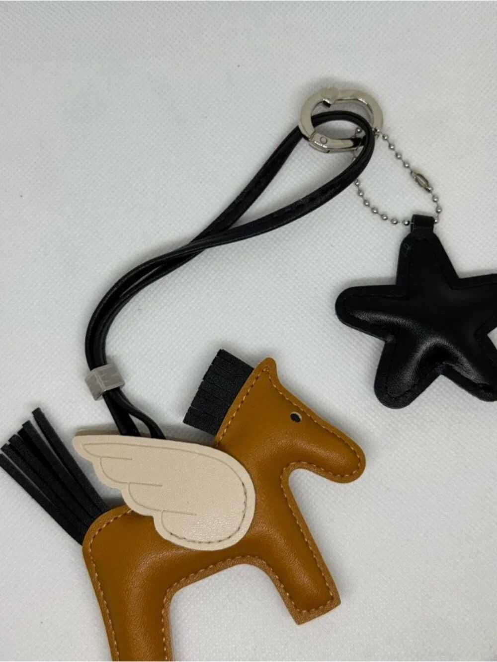 Winged Horse Star Bag Charm Keychain Brown Black 0889